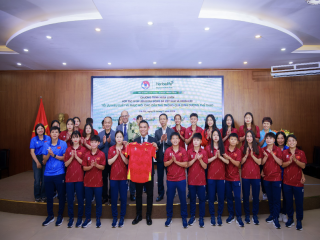 Herbalife Vietnam đồng hành cùng Liên Đoàn Bóng Đá Việt Nam tổ chức buổi đào tạo về dinh dưỡng thể thao nâng cao cho các huấn luyện viên và cầu thủ bóng đá